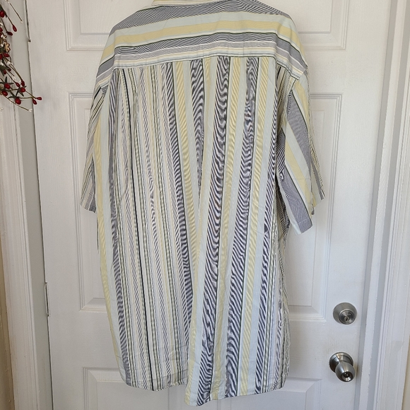 (682) Nautica Men's Classic Short Sleeve Button Down Shirt, 2XLT Color: Striped - Picture 10 of 14